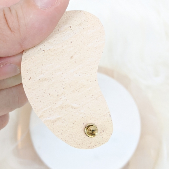 Round Bar Gold Earrings - Picture 6 of 7